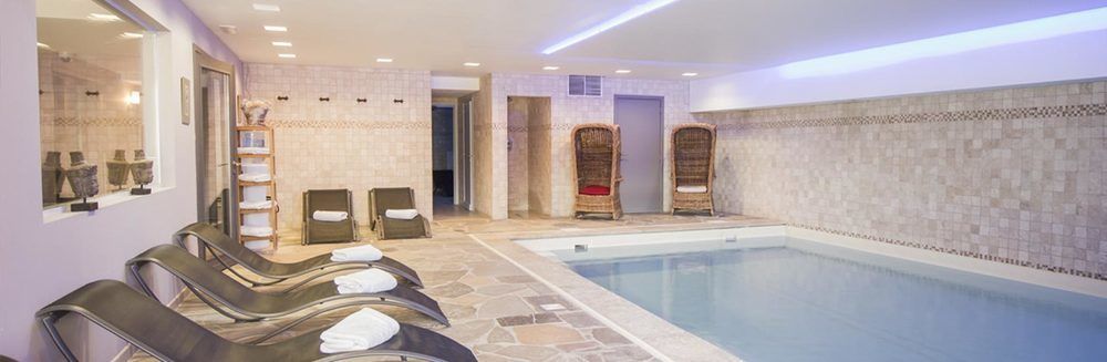 Hotel La Malle Poste Рошфор Екстер'єр фото