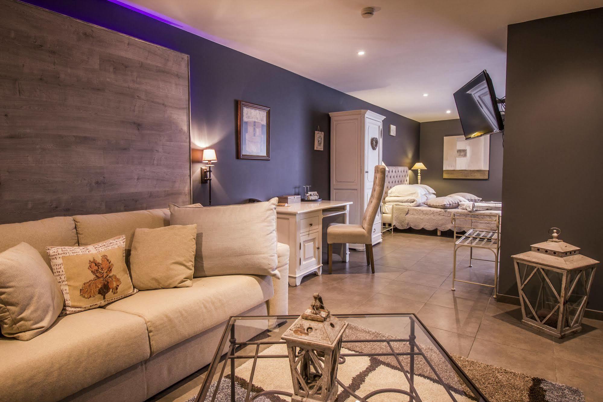 Hotel La Malle Poste Рошфор Екстер'єр фото